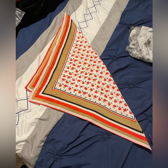 Scarf - Picture 2 of 2